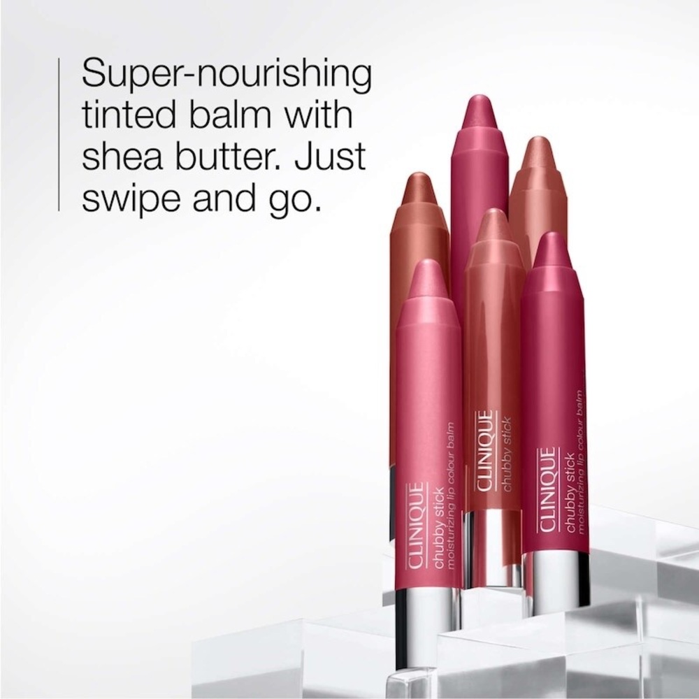 BNIB Clinique Chubby Stick Moisturizing Lip Colour Balm - Super Strawberry - Picture 4 of 4